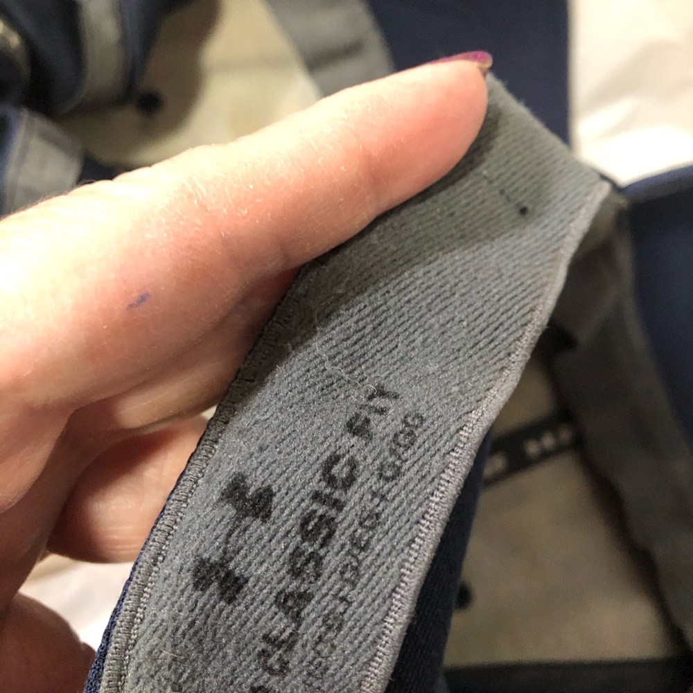Under Armour Men’s ' Navy Caps. Set of 3 - Picture 5 of 8